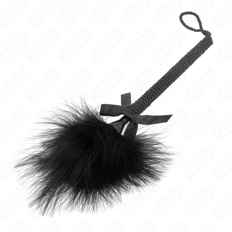 KINK - VARINHA DE CORDA DE NYLON COM PENAS DE CÓCEGAS E LAÇO PRETO 25 CM